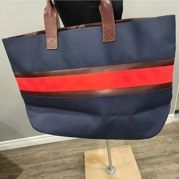 🐢 Dooney & Bourke Brooklawn XL Tote Weekender Bag Great Condition! - Picture 15 of 16